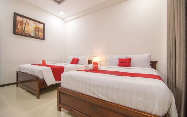 RedDoorz Premium near Bai Sau