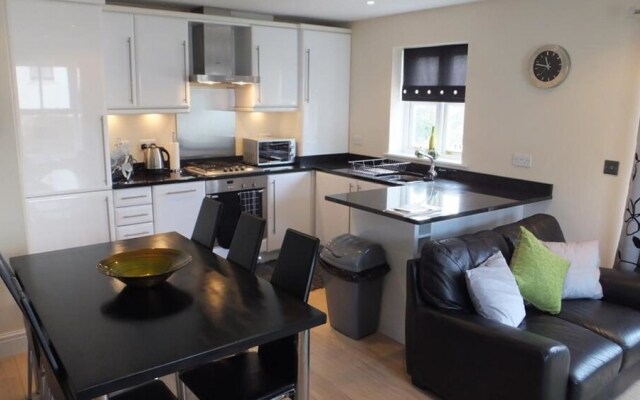 Park Place Court 3 Plas Bach