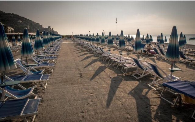 Lido Resort