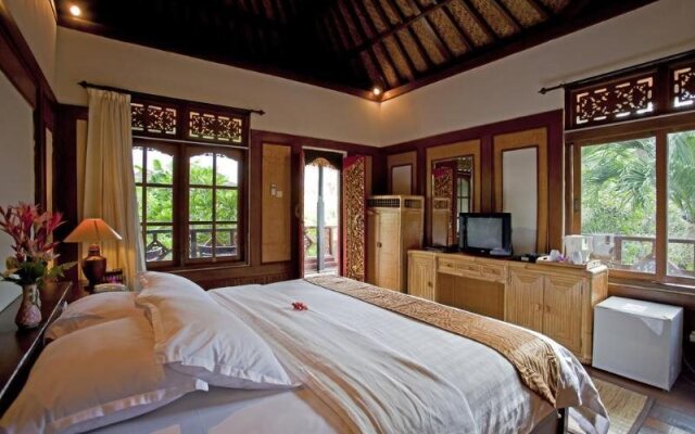 Artini 1 Cottages