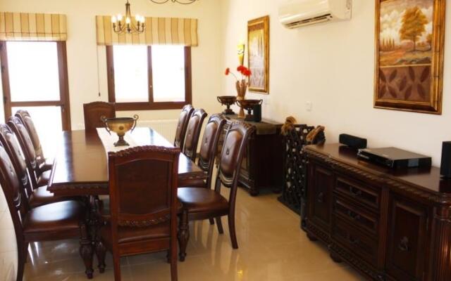 Amani Villa