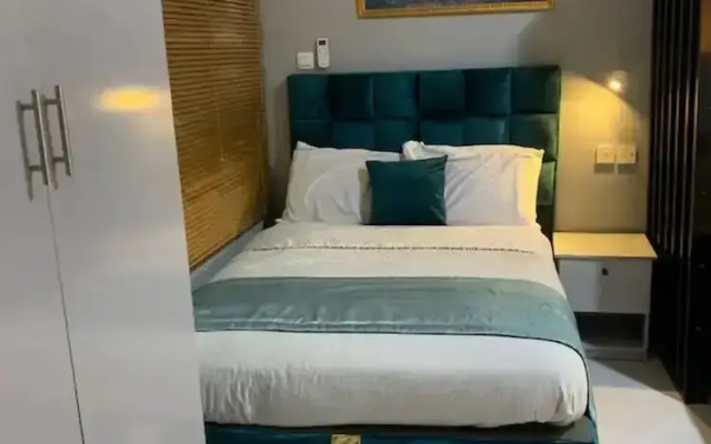 Open plan studio apartment unit