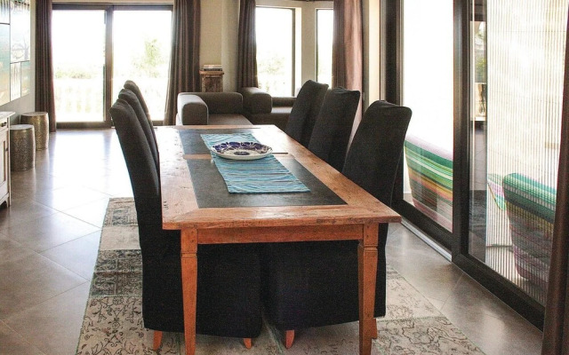 Stunning Home in Silves With Wifi and 4 Bedrooms