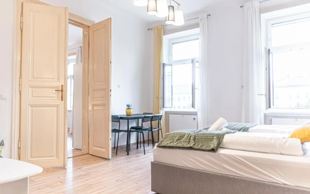 attractive 2BR Apt. Near AKH- Ideal for Longstays
