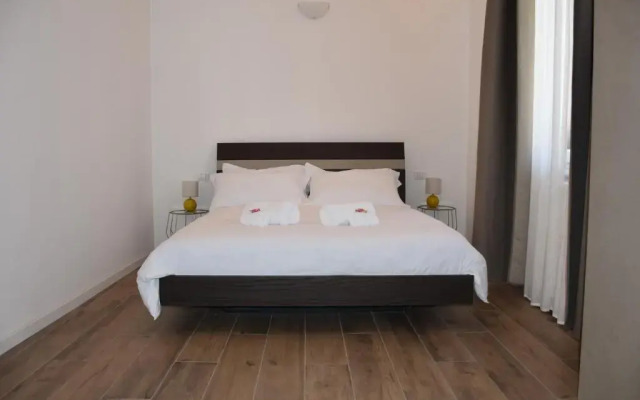 R & A Minerva Suites