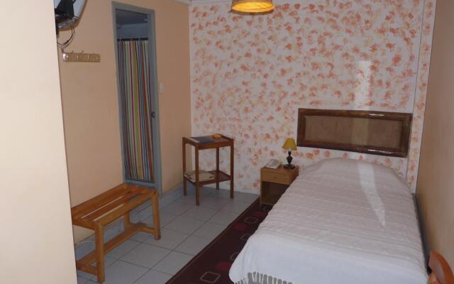 Hotel Railef