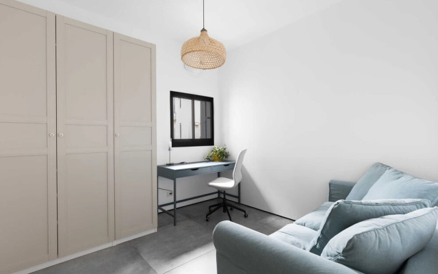 Netas Art by TLV2RENT