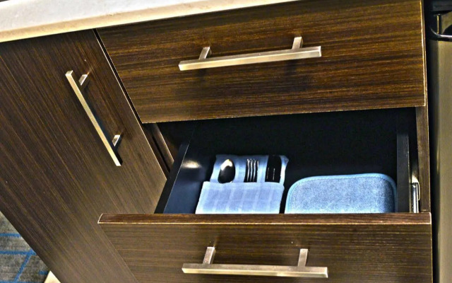 Holiday Inn & Suites Syracuse Airport - Liverpool by IHG