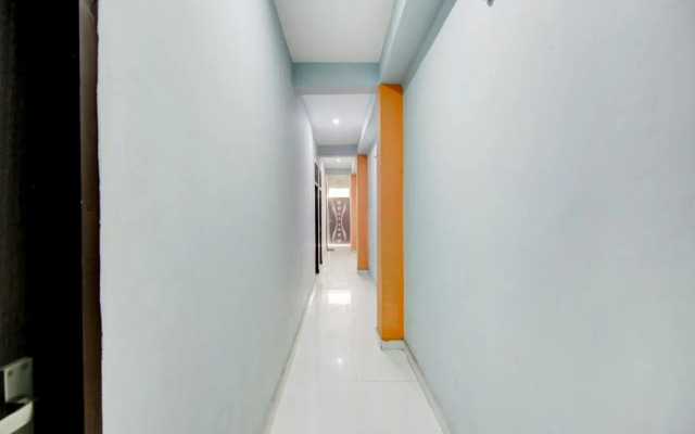 Oyo 80512J Eco Park Hotel
