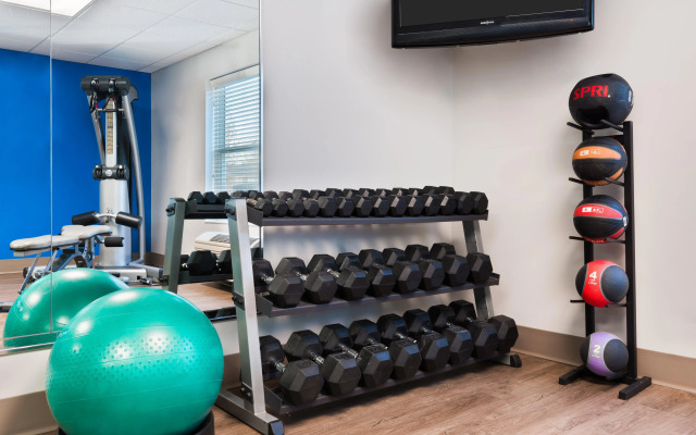 Holiday Inn Express & Suites Columbus Airport East by IHG