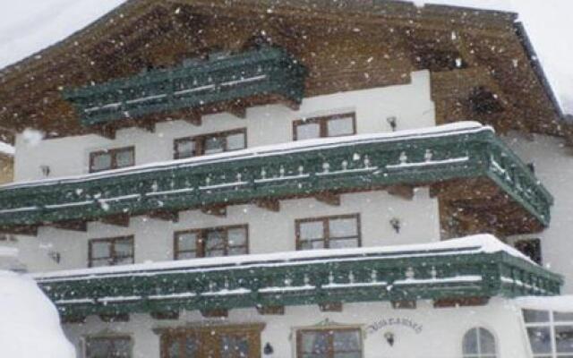 Hotel-Pension Almrausch