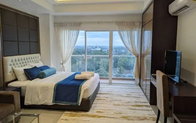 Ocean Breeze Condo