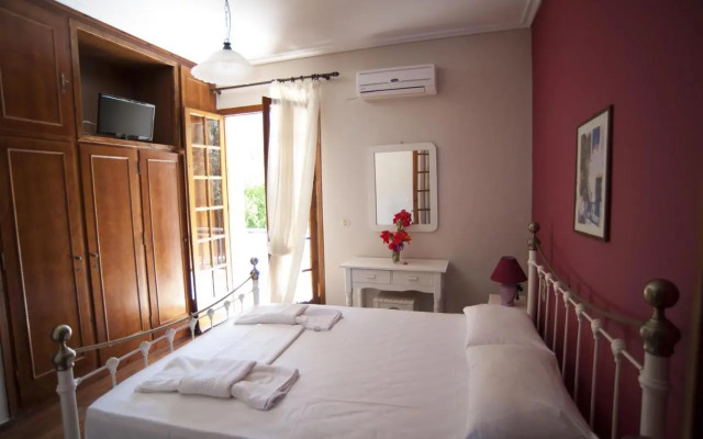 Giorgio Apartments
