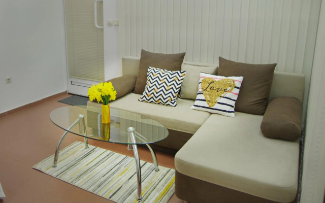 Balkan Independent Entrance Studio in Downtown