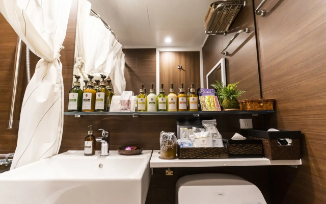 Hotel Petit Bali Garden Shin Okubo - Shinjuku Sta 10min walk -