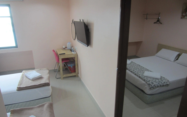 First and New Star Hotel