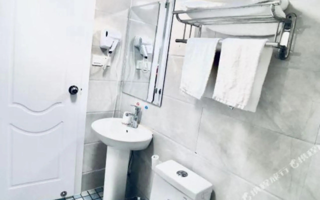 Wuhao Business Hotel