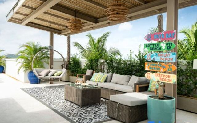 Phuket Seaview with Pool and Rooftop 4 Bedroom Skyvilla