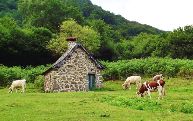 Les chalets de la forêt d'Issaux