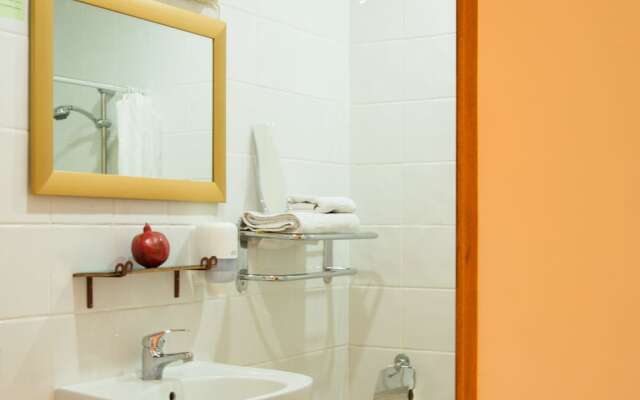 Hotel Mirhav
