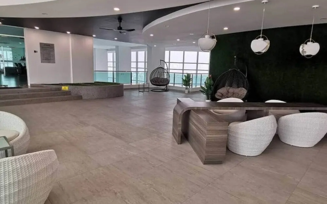 Comfy 2BR Tritower Suite Near JB Ciq, Jbcc & Capri – Lobby – Johor Bahru