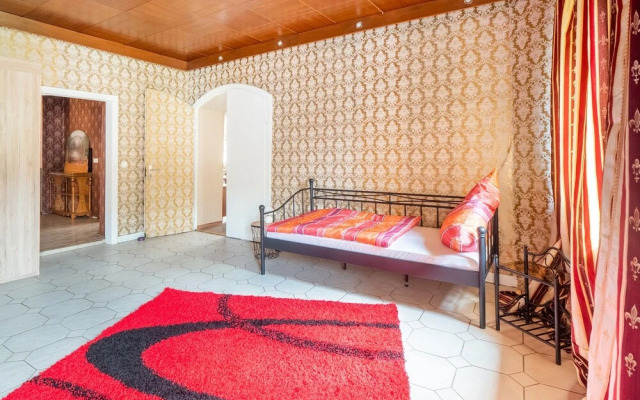 Apartment in Kinheim With Lots of Space