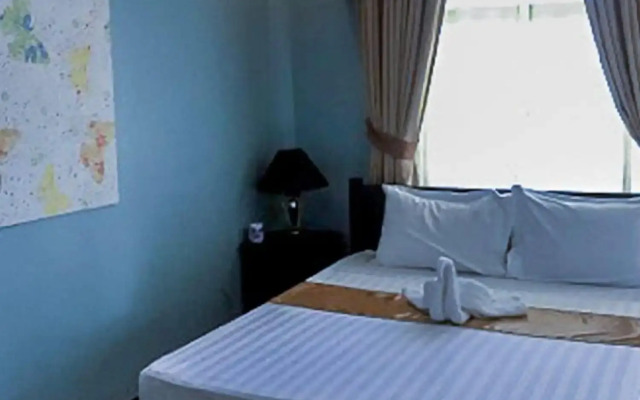 The Q Hotel & Restaurant