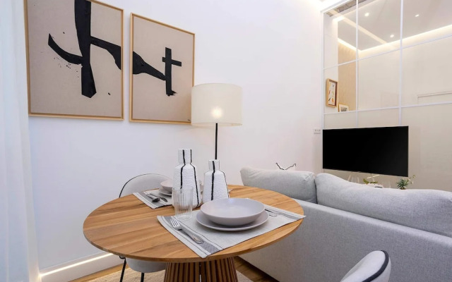 Charming Apartment in Triana. Castilla IV