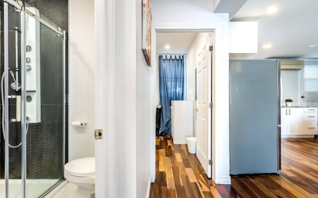 Hip Townhome With Garage Dt Mtl