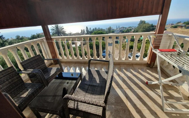 JOANNA SUNSET APTS Pomos