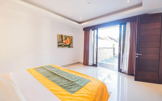 Kakul Villa F by Supala