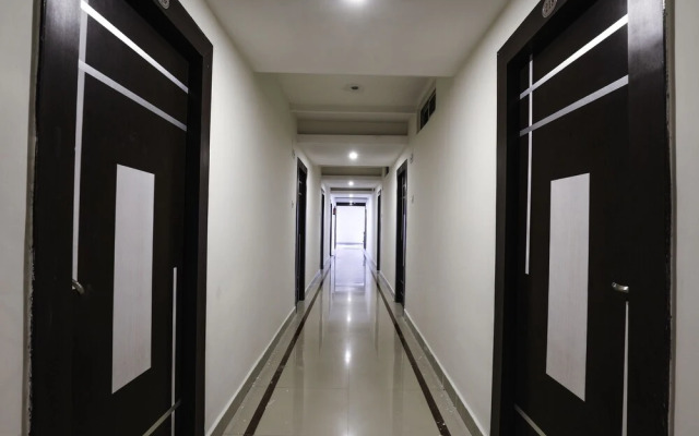 OYO 16083 Athidi Grand