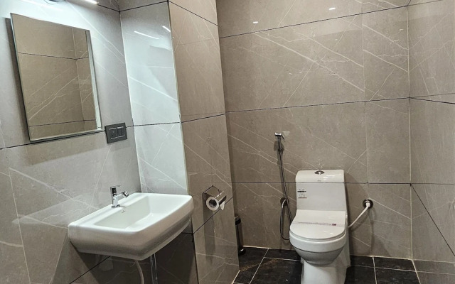 Emerald Urban Comforts