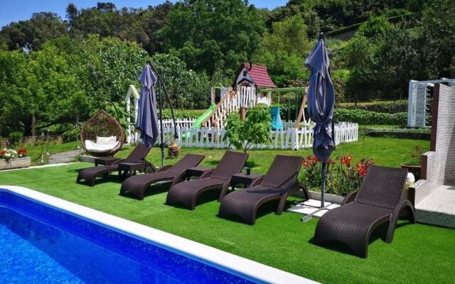 Villa Subic