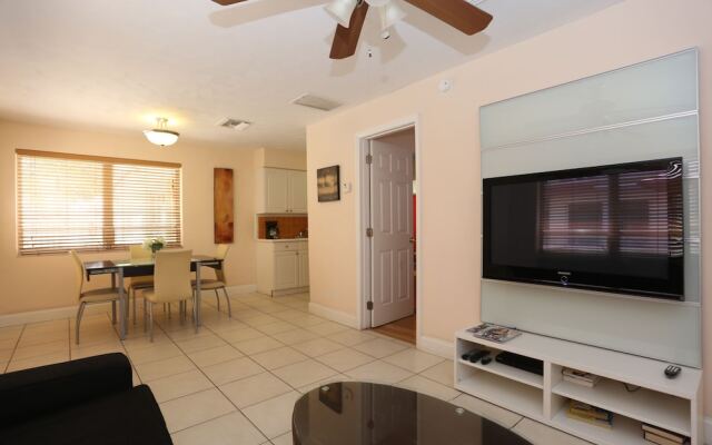 Lauderdale Villas, Suites by the Sea