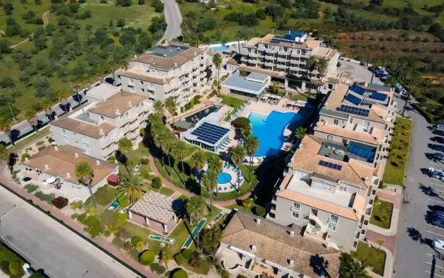 Vplaza Private Garage Balcony Pool View Flat