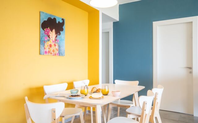 Vibrant Seaside Stay with Balcony by Sea N' Rent