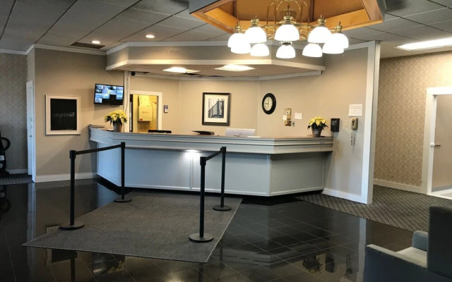 Whaler Inn and Suites