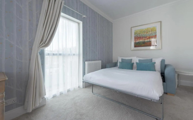 Somerset House Hotel & Restaurant
