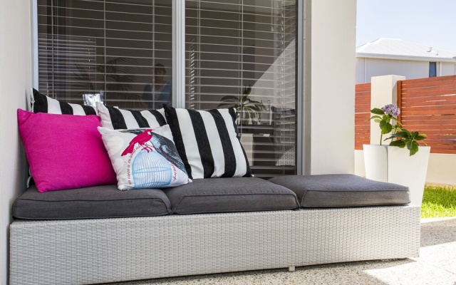Lakeside Retreat – Guest Rooms – Perth