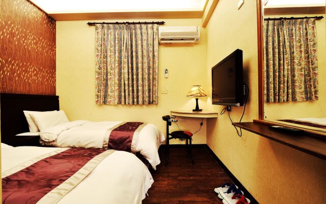 King Town Hotel
