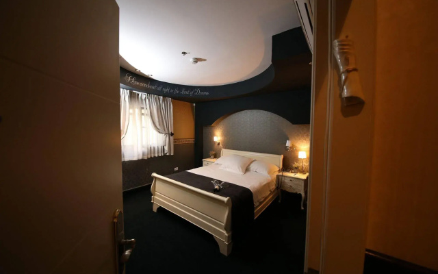 Villa Carmel Boutique Hotel
