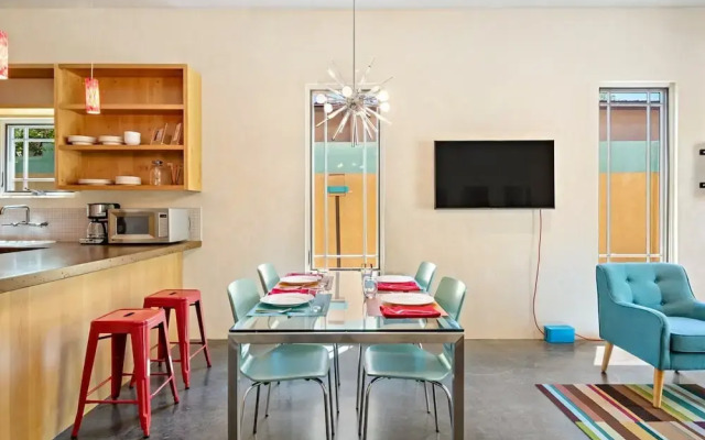 Casa Godzilla - Atomic Style in the Heart of Santa Fe