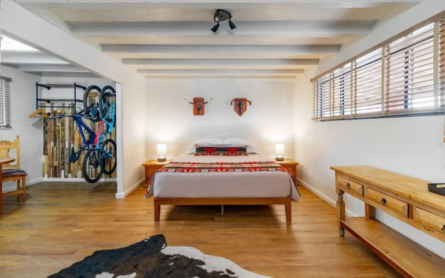 Hotel Pecos Trail Inn