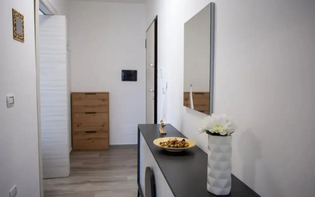 Sea Apartment
