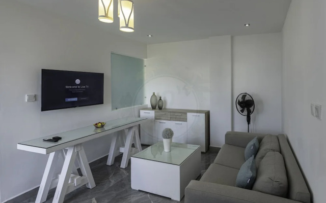 O'Beach Boutique Studios