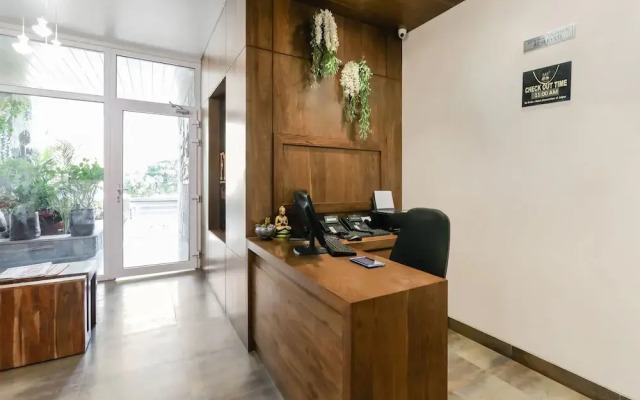 Capital O 17305 Hotel Fleur