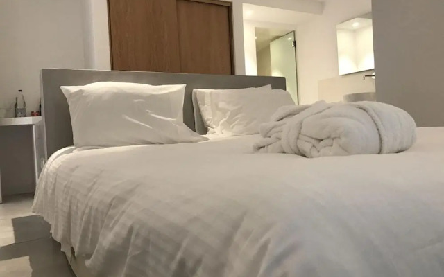 Panorama Studio & Suites