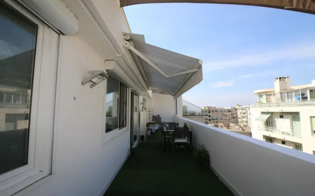 Nice Booking - Fleurs Terrasse Parking