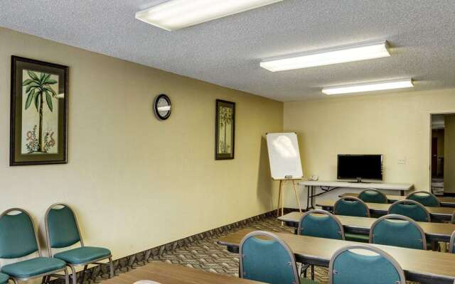 Quality Suites Baton Rouge East - Denham Springs